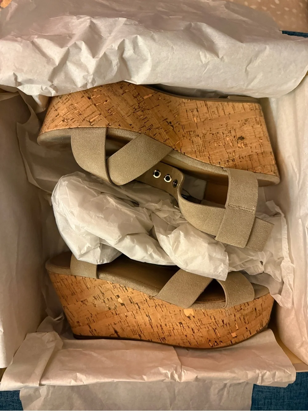 Marc Fisher Tan Suede Crisscross Block Heel Sandals with box